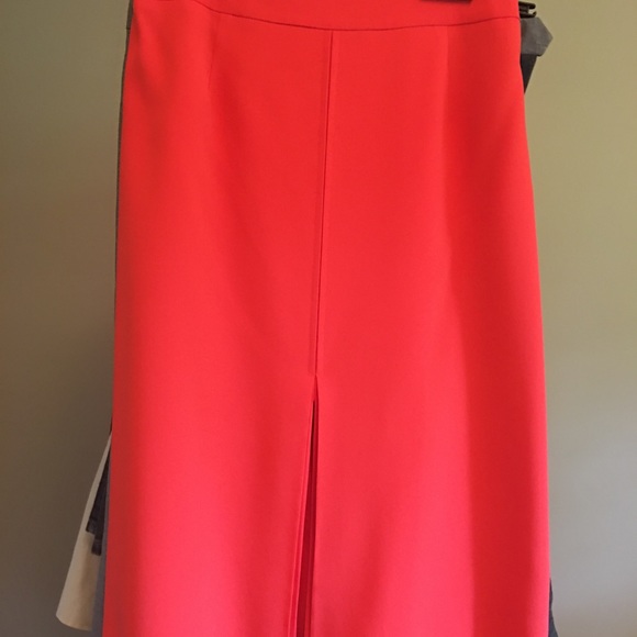 Talula Babaton Aritzia skirt with front slit - Picture 7 of 8